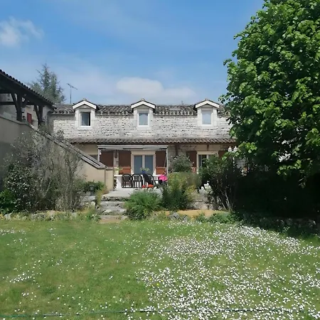 Les Racines De Lili Holiday home Cieurac