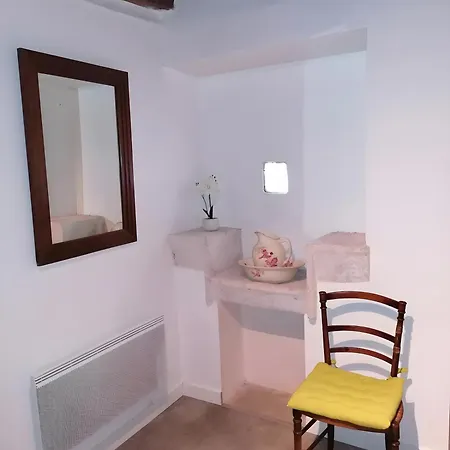 بيت للعطل Les Racines De Lili *