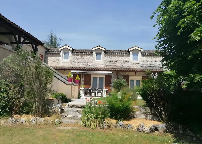 Les Racines De Lili Holiday home *