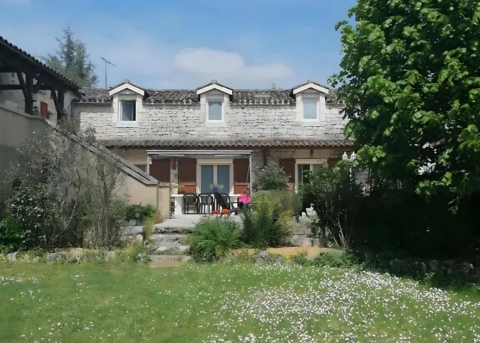Les Racines De Lili Holiday home Cieurac