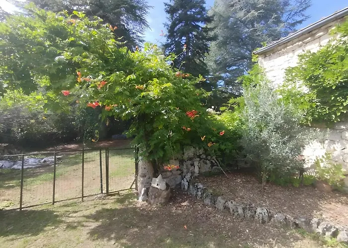 Holiday home Les Racines De Lili